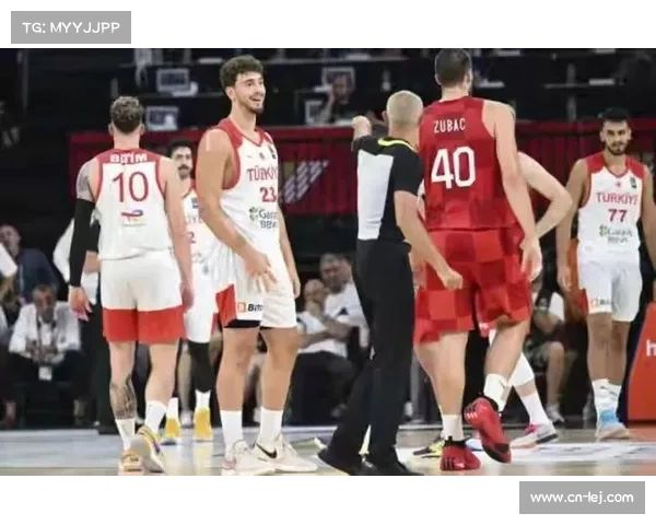 土耳其男篮阵容深度解析 申京带领多名前NBA球员冲击国际赛场 土耳其男篮阵容深度解析 申京带领多名前NBA球员冲击国际赛场